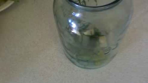 огурцы малосольные с эстрагоном