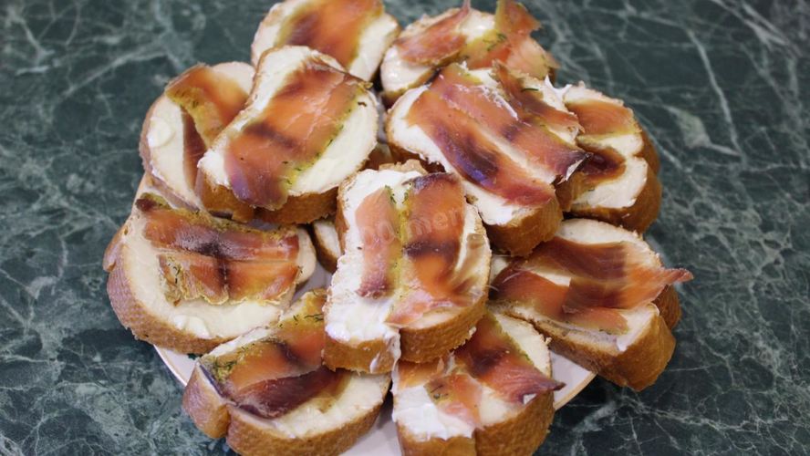 Рецепт соленой горбуши на водке