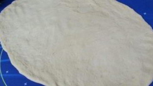 томатный батон с вялеными помидорами