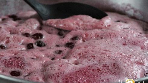 вишневое варенье с пряностями