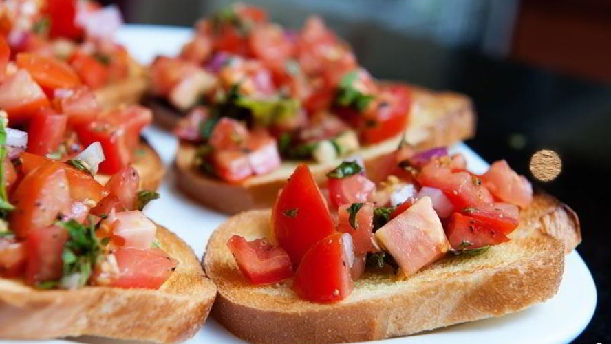 Рецепт брускетты с томатами