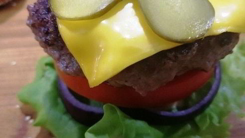 брутальный бургер с говядиной