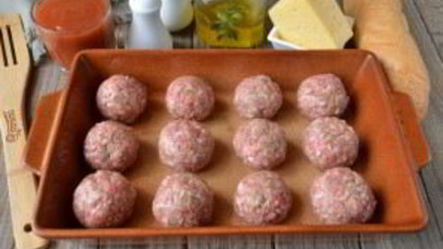 бургер с фрикадельками