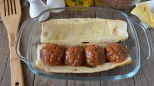 бургер с фрикадельками