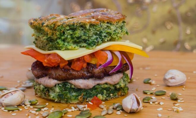 Средиземноморский бургер