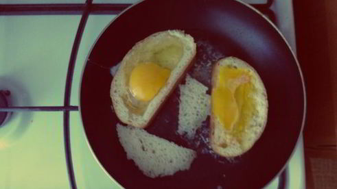 бутерброд с яйцом