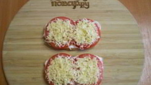 бутерброды с сыром и помидорами