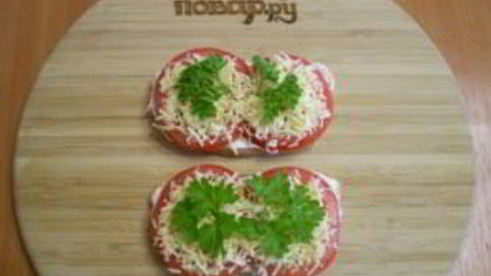 бутерброды с сыром и помидорами