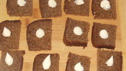 бутерброды со скумбрией быстрого домашнего посола