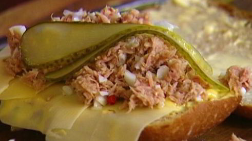 горячий бутерброд с тунцом и сыром по-орегонски