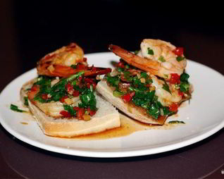 Острые бутерброды с креветками