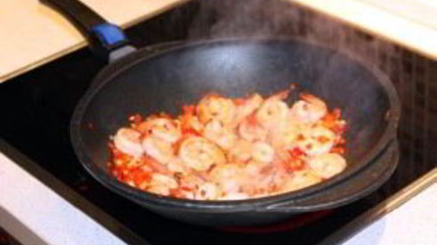 острые бутерброды с креветками