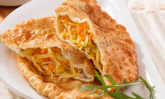 Чебуреки с капустой