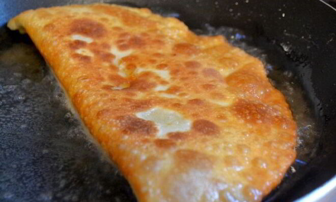 Чебуреки с сыром