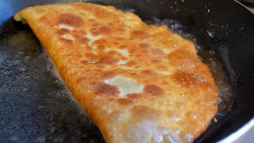 Рецепт чебуреков с сыром