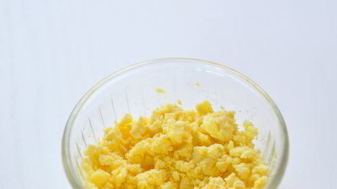 перепелиные яйца, фаршированные слабосоленой семгой