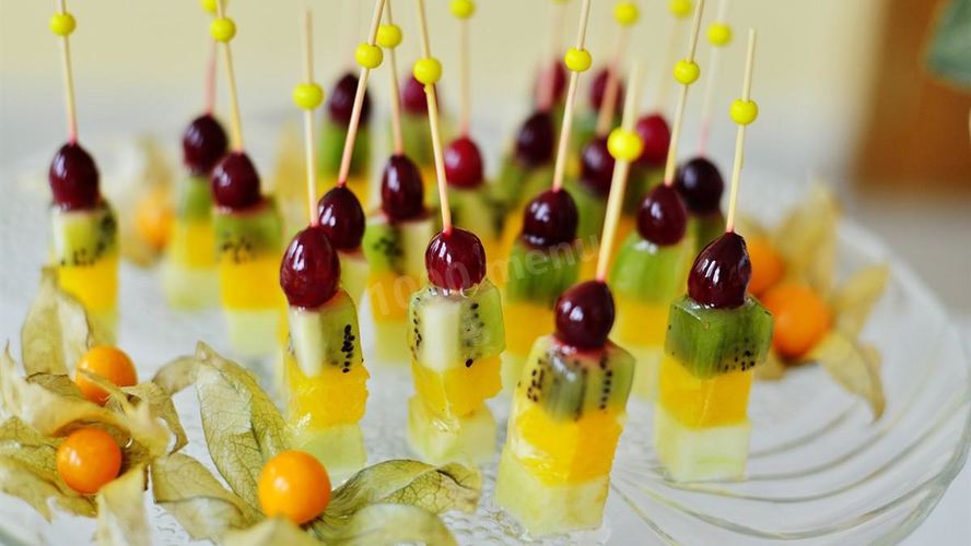 Рецепт канапе из фруктов