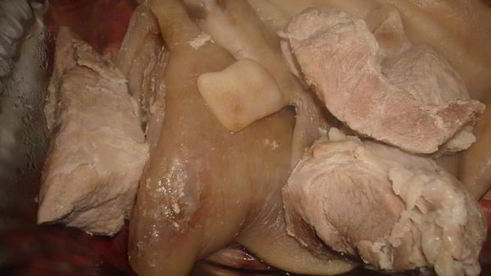 холодец из свиных ушей