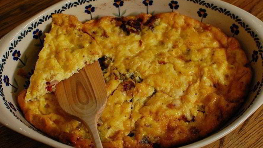 Рецепт фриттаты с сыром, тимьяном и вялеными помидорами