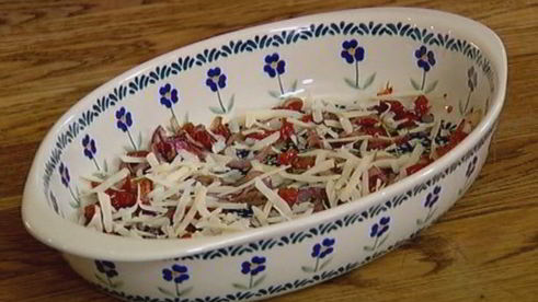 фриттата с сыром, тимьяном и вялеными помидорами