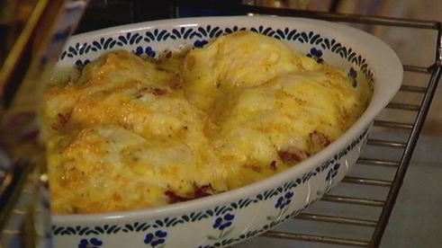 фриттата с сыром, тимьяном и вялеными помидорами