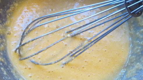 фриттата с цветками цукини