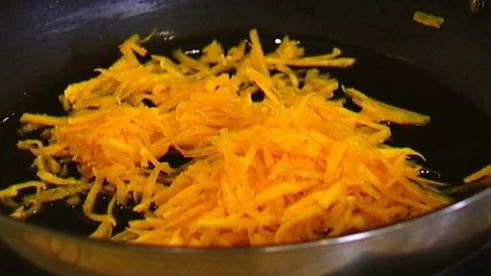 фриттата с тыквой, зеленым горошком и сладким перцем