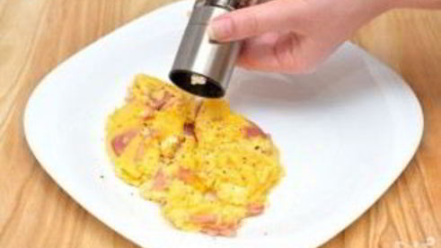 омлет без молока в микроволновке