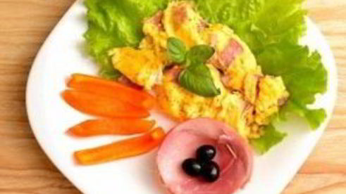 омлет без молока в микроволновке