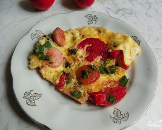 Омлет с грибами и помидорами