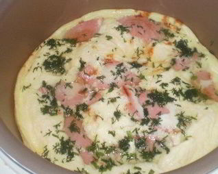 Омлет с колбаской в мультиварке