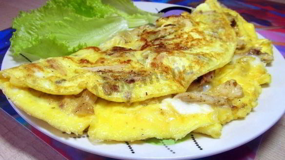 Рецепт Омлета с курицей и сыром