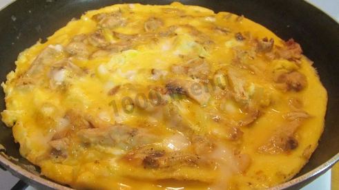 омлет с курицей и сыром