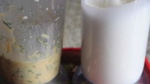 омлет с сыром и колбасой