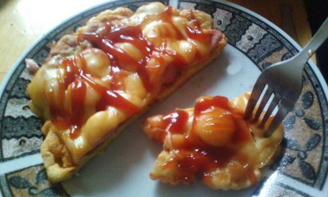 Омлет с сыром и сосисками