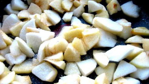 сладкий яблочный омлет