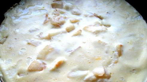 сладкий яблочный омлет