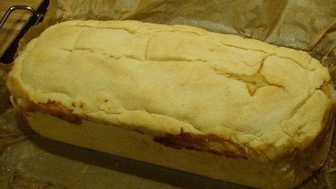 куриный паштет с фисташками, запеченный в тесте