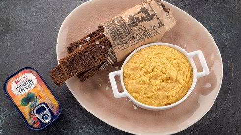 нежный паштет из печени трески