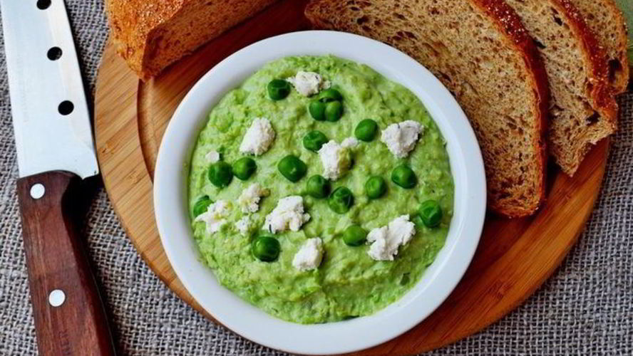 Рецепт нежного паштета из зеленого горошка