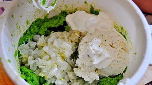 нежный паштет из зеленого горошка