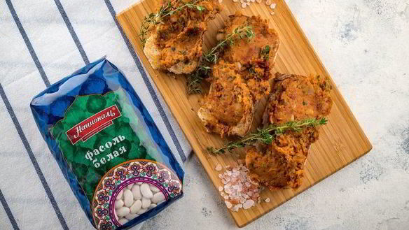 Рецепт Паштета из белой фасоли с вялеными томатами