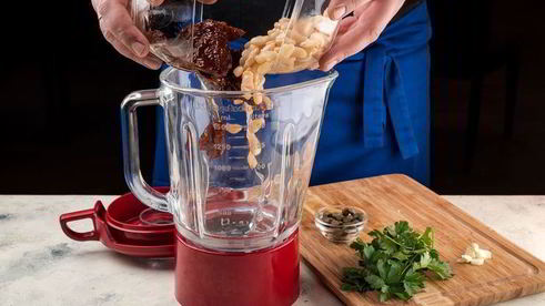 паштет из белой фасоли с вялеными томатами