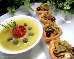 Паштет из печени трески с зеленым горошком