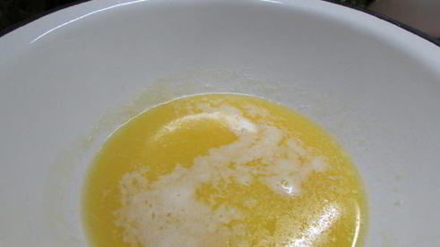 паштет из печени трески с зеленым горошком