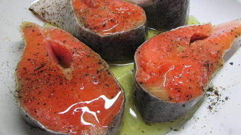 паштет из семги с красной икрой и белым вином