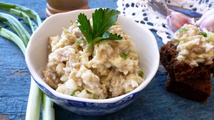 Рецепт паштета из вареных яиц и соленых груздей