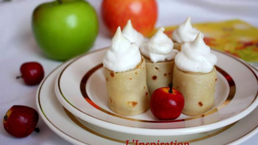 Рецепт блинных роллов с яблоками под безе