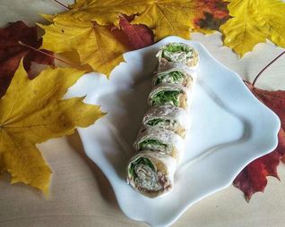 Ролл с печенью трески