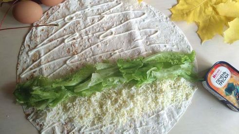 ролл с печенью трески